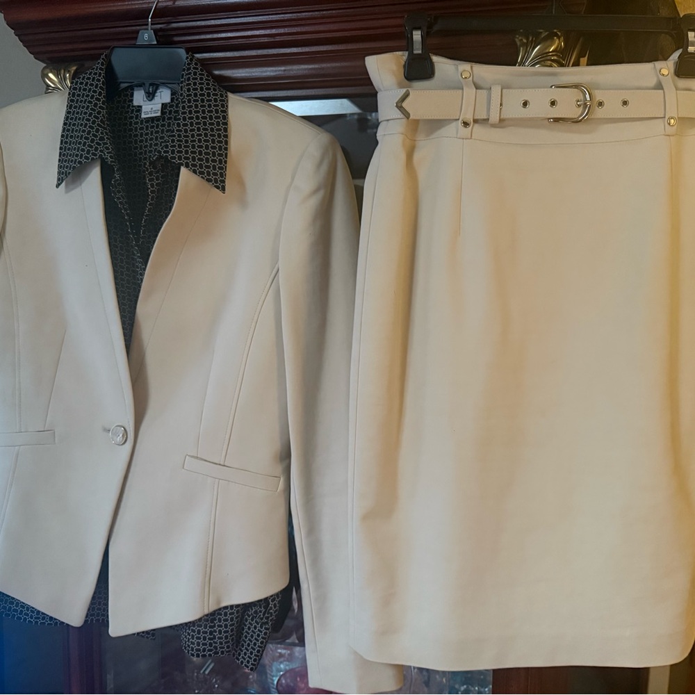 ANTONIO MELANI Cream Suit/dress Skirt Set